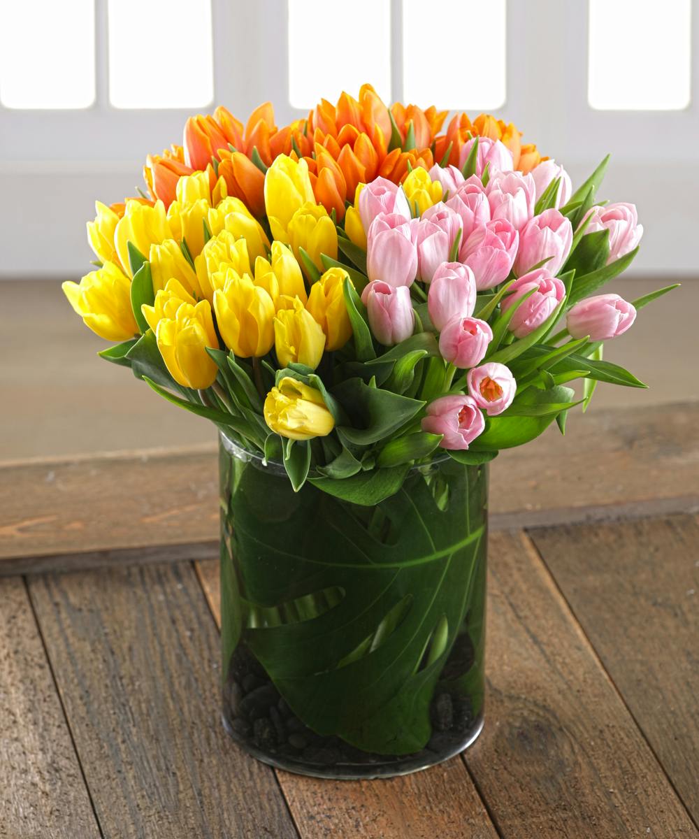 Fresh tulip arrangement with same day delivery in Atlanta, Carithers