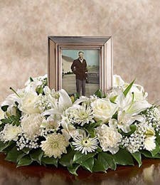 Memorial Table Wreath